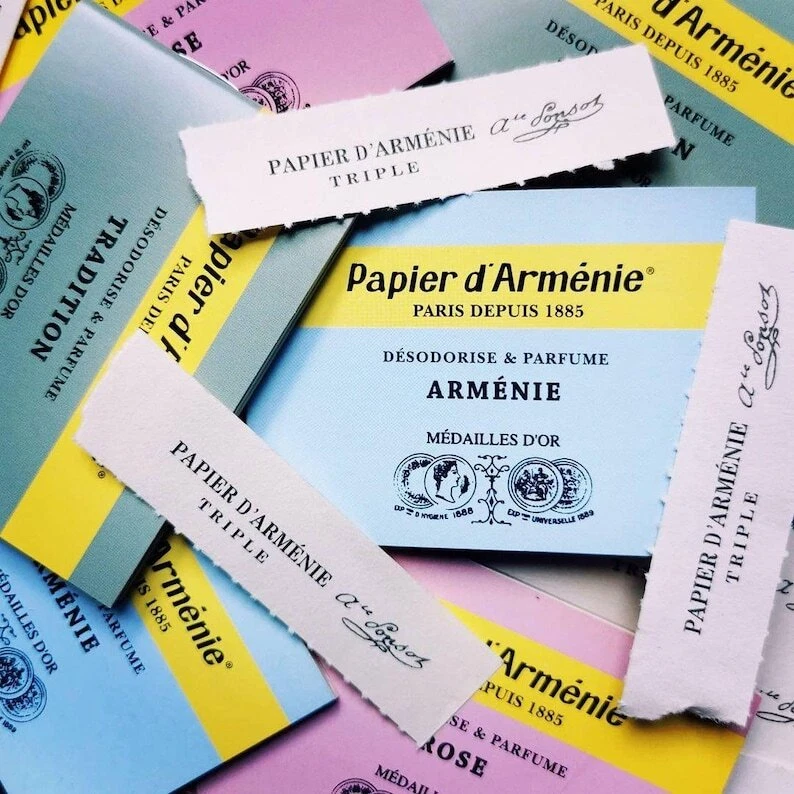 Juego de incienso de papel folletos: papel francés de Armenia TRADICIÓN, ARMENIA Foto 2 de 4