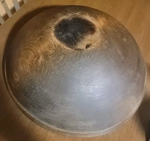 Antique Primitive Large Wooden Dough Bowl Lipped Rim - Picture 3 of 6
