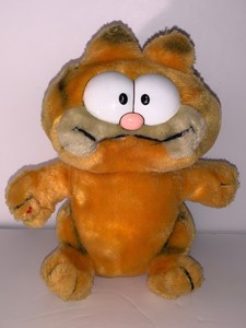 garfield stuffed animal 1978