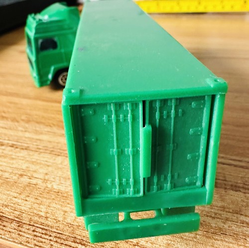 HO Scale Golden Wheel Semi Trailer Mountain Dew Pepsi Co Soda Hauler Tractor 7” - Picture 5 of 9
