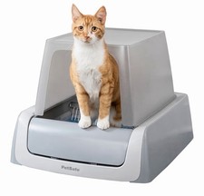 PetSafe ScoopFree Covered Self-Cleaning Cat Litter Box, Second Generation