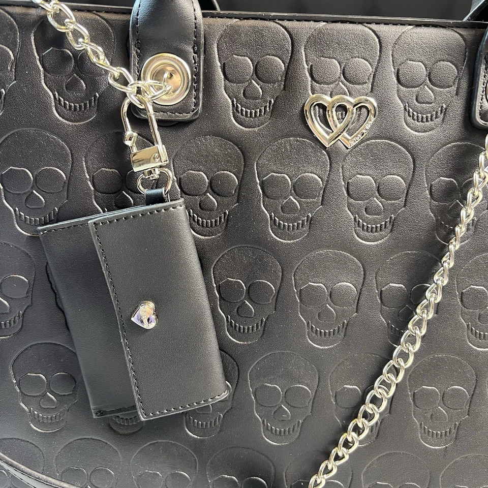 Bolso de Mano Cartera Betsey Johnson Calaveras Grande Negro Xotonia Nuevo Foto 2 de 4