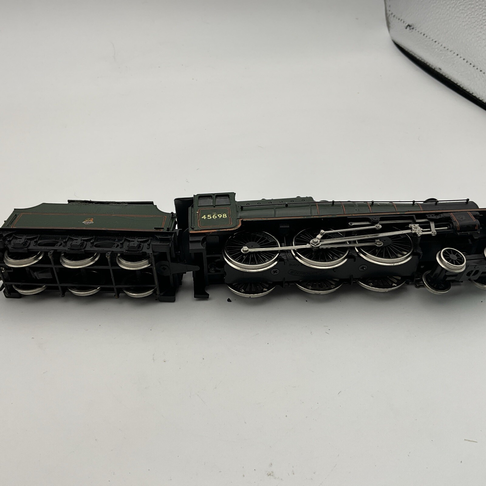 Picture 9 of 12