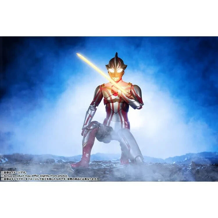 新品未開封品BANDAI ULTRAMAN MEBIUS SHFiguarts Amazon.com: TAMASHII NATIONS - Ultraman Mebius - Ultraman