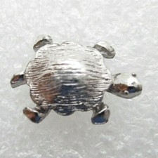Turtle Animal Lapel Pin B667