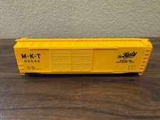 Accurail HO Scale Missouri Kansas Texas (MKT) The Katy 50’ Double Door Box Car