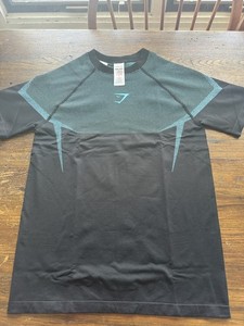 GymShark Onyx Shirt | eBay