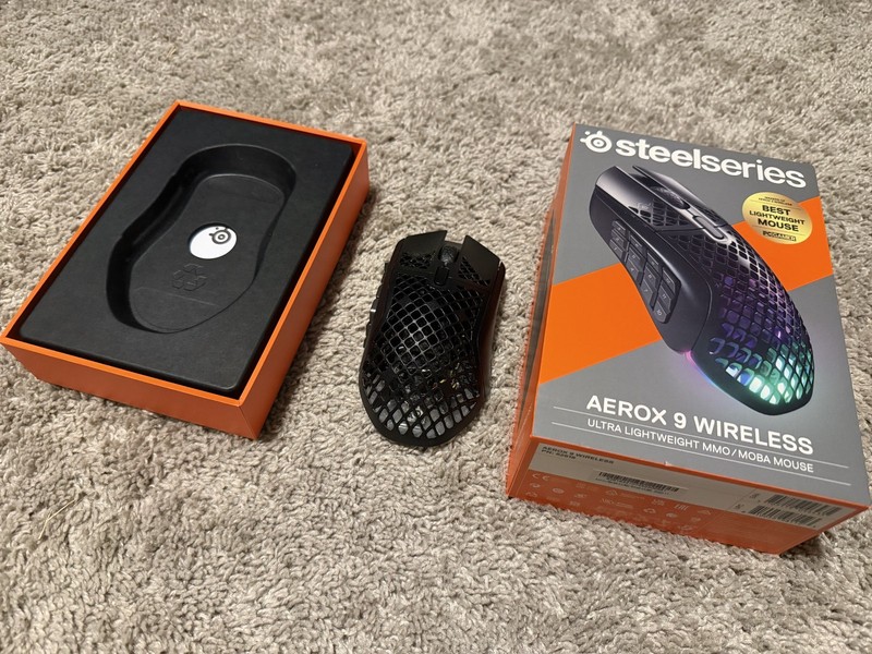SteelSeries Aerox 9 Wireless MMO Gaming Mouse