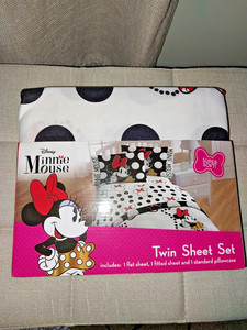 Disney Minnie Mouse Twin Sheet Set
