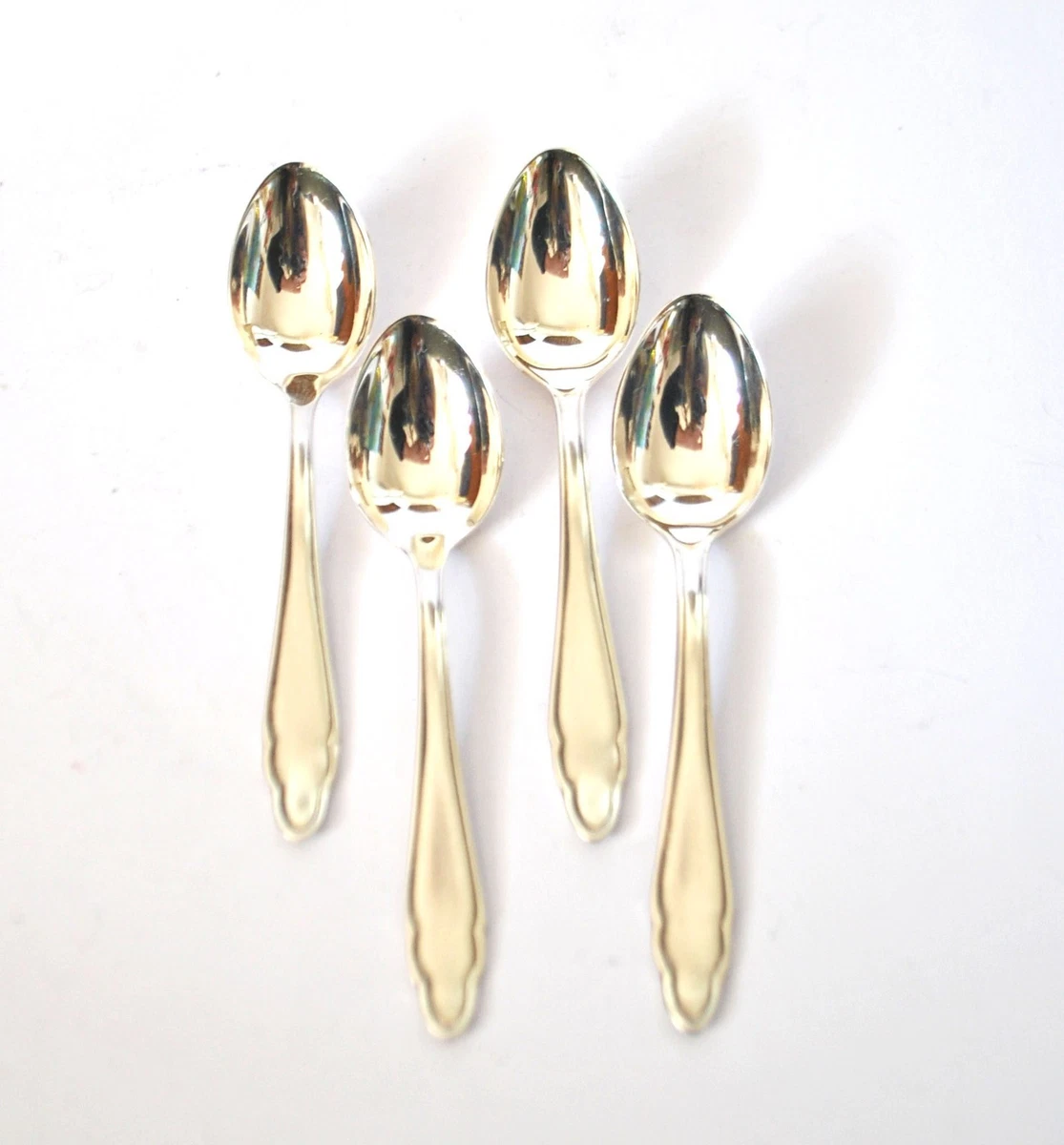 DEETJEN Lot 4 cuillères à moka café en métal argenté DESIGN Moderniste
