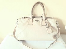Borsa a mano Prada shopper tracolla nappa antica calce beige pelle originale