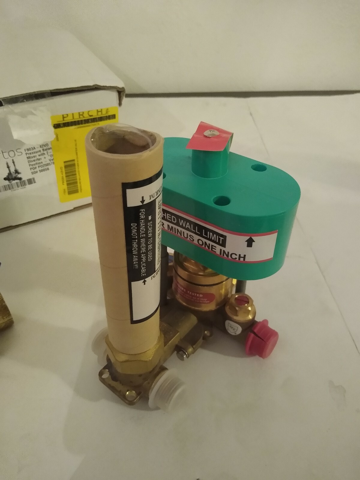 Artos pressure balance mixer with diverter valve f903a-42vo