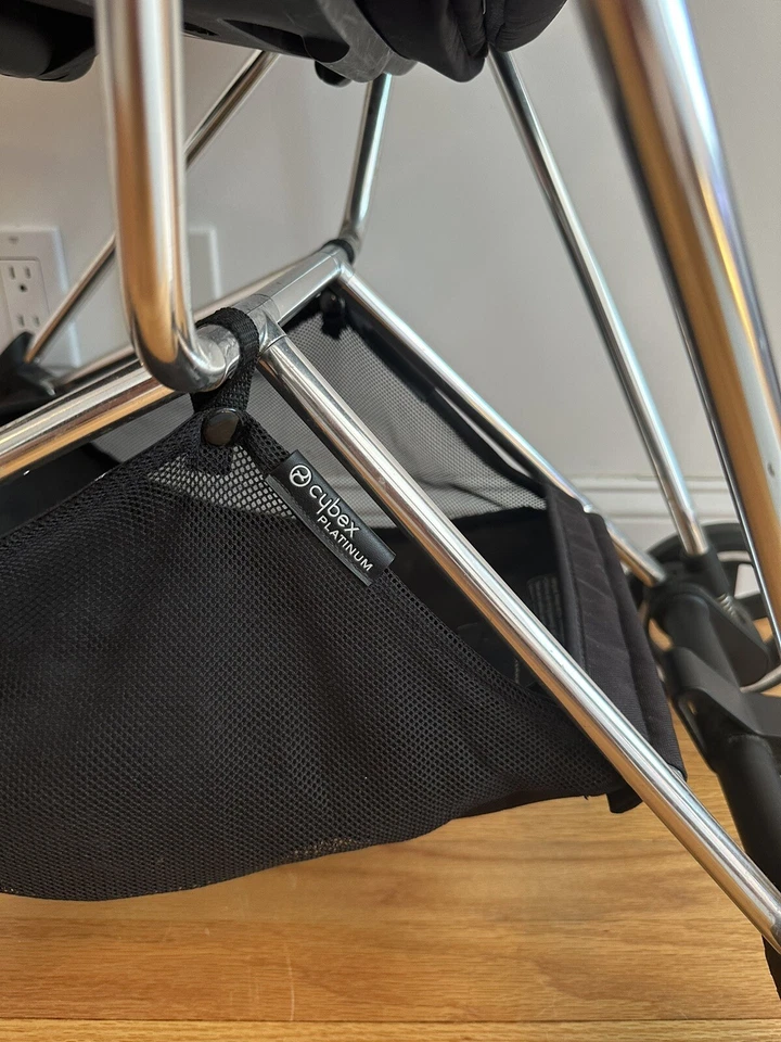 Cybex Platinum Mios Stroller Chrome/Black Frame Manhattan Gray Seat - Image 4 of 4