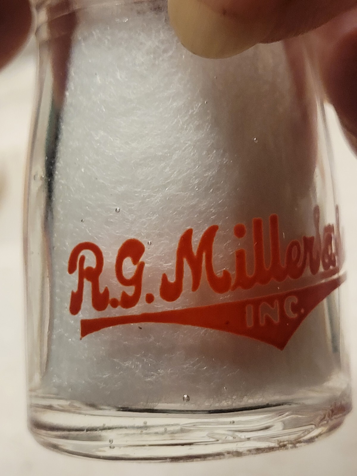 NICE LARGE CREAMER R. G. MILLER & SONS INC. A HARTFORD CONNECTICUT