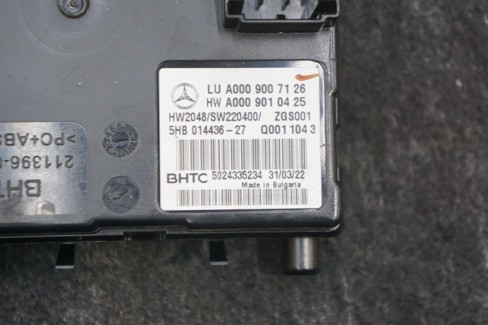 HVAC Air Conditioning Control Module ECU OEM 0009007126 Aston Martin Dbx 707 23