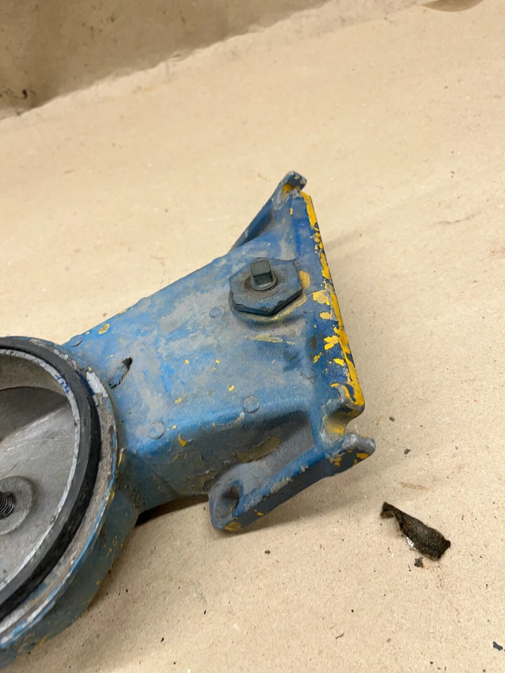 Camión diésel Caterpillar colector de admisión CAT 9L7814 FORD F600 70 71 72 73 74 CAT Foto 4 de 4