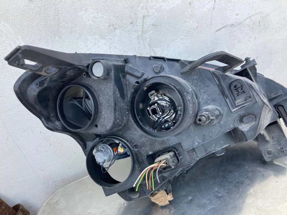 Faro proiettore principale anteriore sinistro Peugeot Partner Tepee 89317991 - Imagen 3 de 3