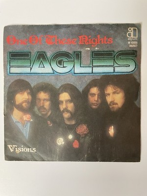 Eagles One of These Nights / Visions 7 45 Italy Press Asylum Records