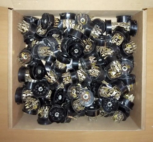 100pcs 9pin  Bakelite Noval Tube Sockets for 12AX7,12AU7,ECC83,EL84,6P14P,6BQ5