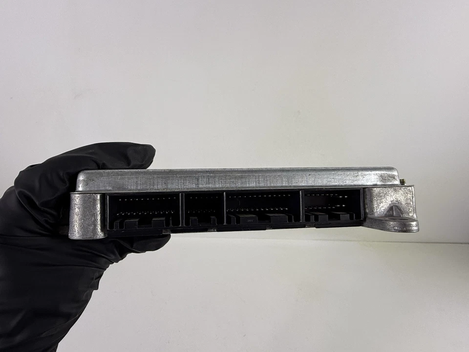 ✅ 2003-2004 Jaguar S-Type Engine Computer ECM ECU PCM OEM #2W4F-13B525-BE - Image 2 of 3