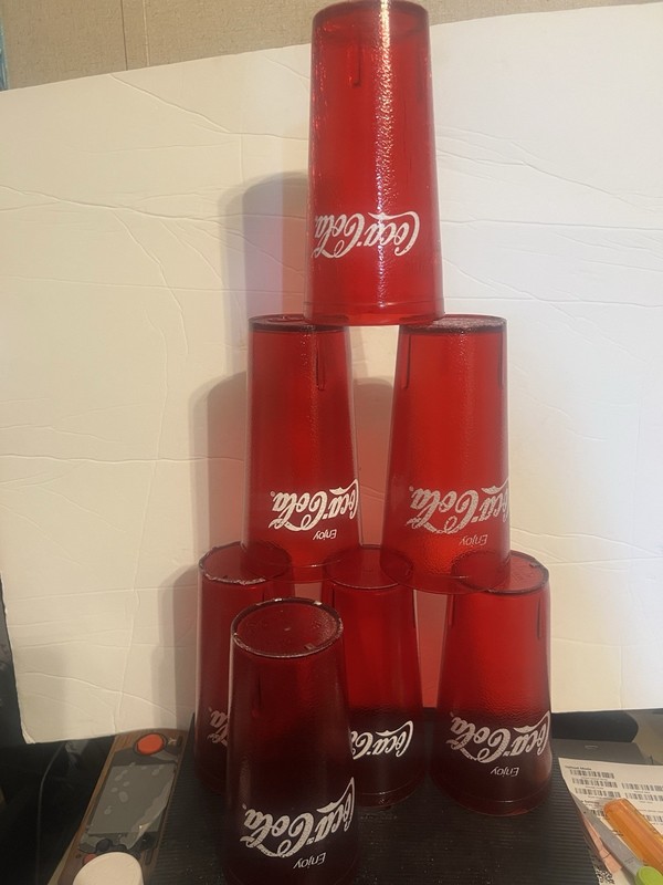 8 Coca Cola Clear Durable Plastic Restaurant Tumblers Soda Cups 20 Oz Red