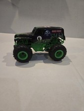 GRAVE DIGGER Monster Jam Truck 1:16 Scale RC Radio Control NO REMOTE Un-Tested
