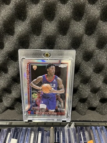 New Listing2025-26 TOPPS CHROME REFRACTOR VJ EDGECUMBE PHILADELPHIA 76ERS ROOKIE