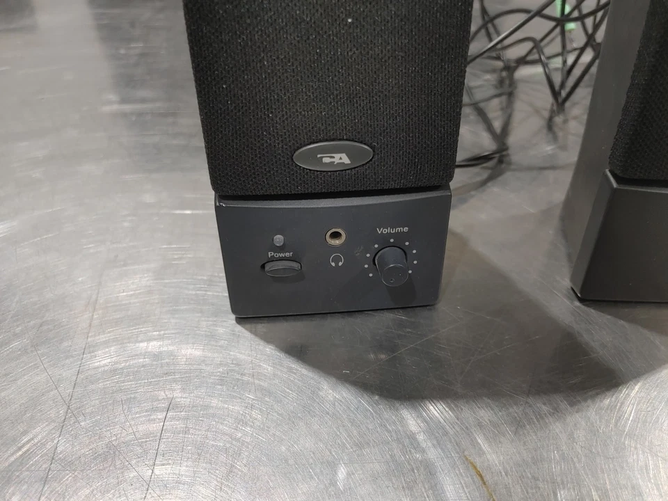 Good Condition Cyber Accoustics Desktop USB Powered Speaker Pair Black - Image 4 of 4