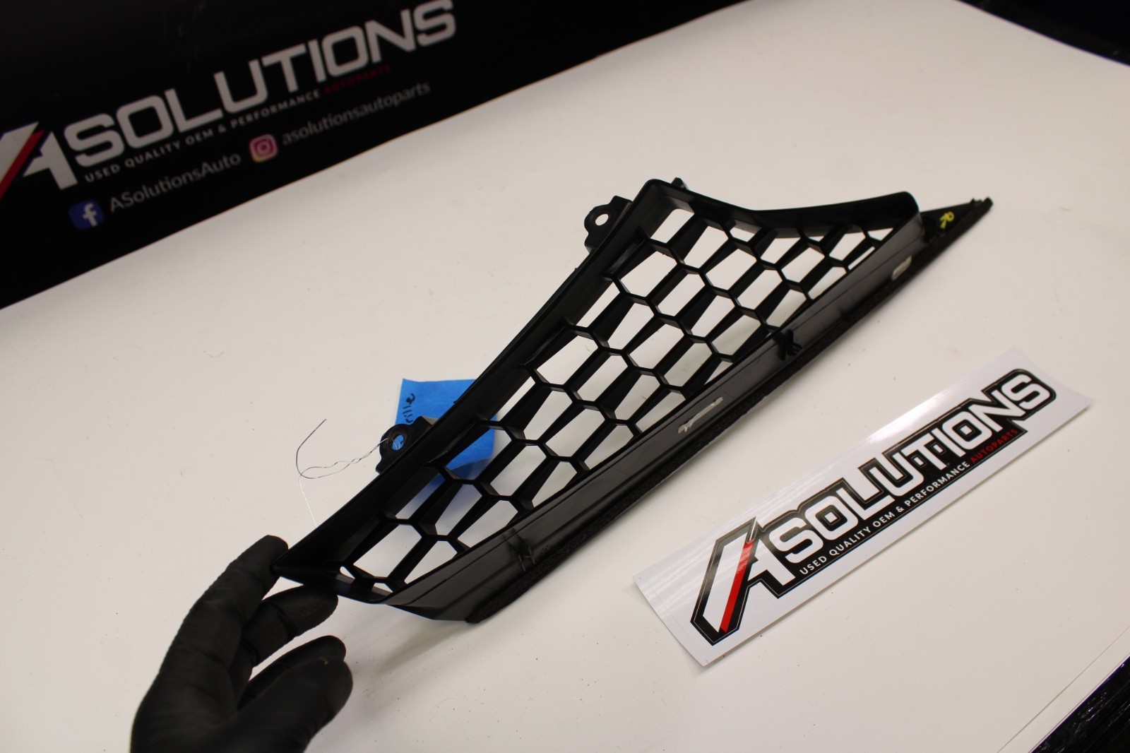 2015-2019 Lamborghini Huracan Right Rear Quarter Vent Grill OEM