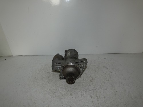 Anlasser Starter     VW Golf VI 6 Variant  Bj10 1,6l TDI 77kw   02Z911024A
