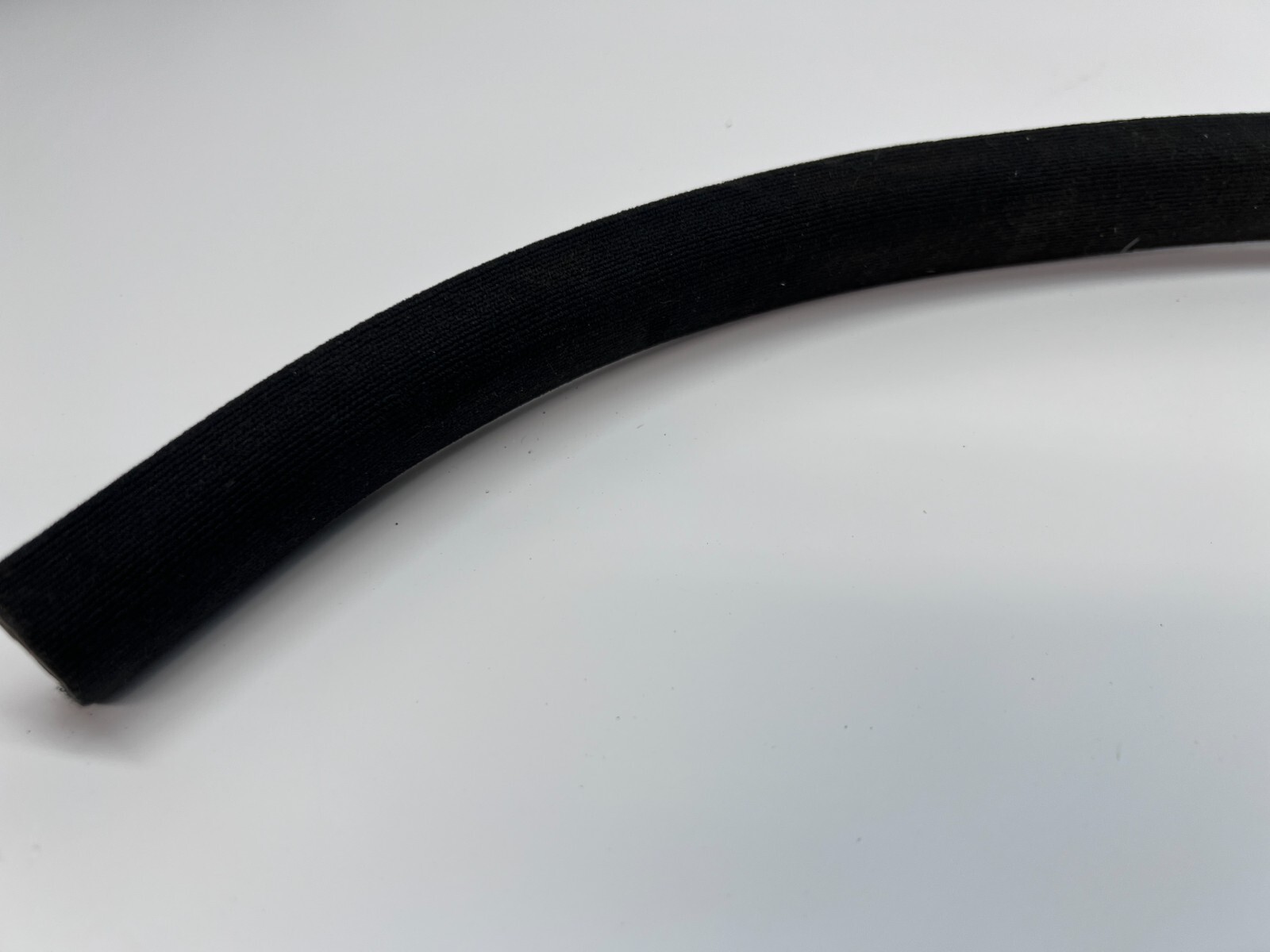 MCLAREN 650s PASSENGER RIGHT SIDE INNER DOOR JAM RUBBER SEAL GASKET OEM
