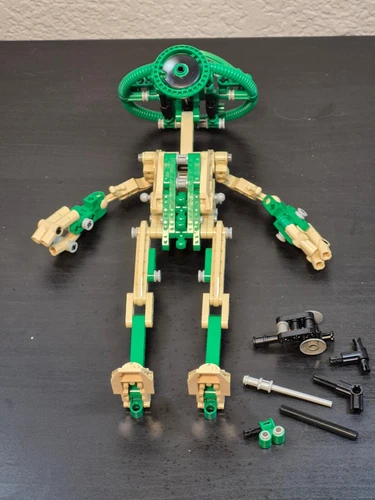 LEGO Technic Star Wars: Pit Droid Action Figure 2000 Near Complete Set 8000