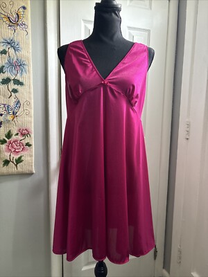Vintage Vanity Fair Short Sweep Sleeveless Nylon Nightgown Raspberry Large USA