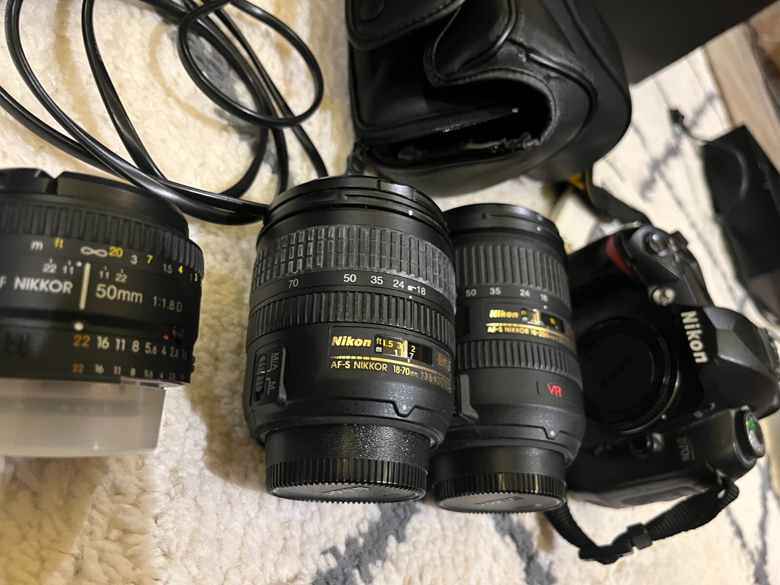 Nikon D70S SLR Camera FS DX Zooms NIKKOR 1870mm, 50mm, 18200mm, CF