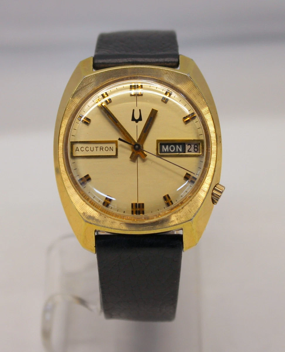 1974 Bulova ACCUTRON Watch COIN EDGE BEZEL Gold Dial RUNNING N4