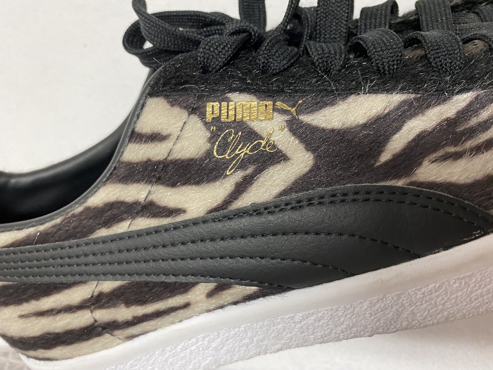puma clyde zebre