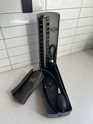 #ad #ad VTG Baumanometer Kompak Model 1935 1960 Blood Pressure Machine amp; Box $44.20