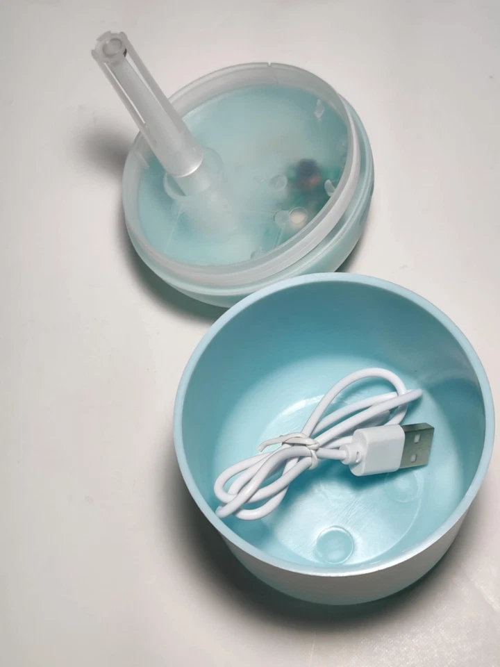 USB mini desktop personal humidifier and nightlight, Blue - Image 2 of 4