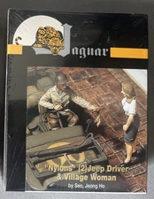 Jaguar 63116 Nylons Resin Jeep Driver & Village Woman 1:35 Scale Model Kit 1/35