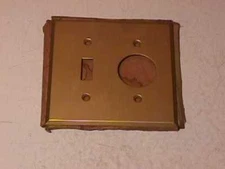 Antique Brass Plug & Switch Plate-NIP