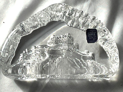Engineer Castle Paperweights VINTAGE EDINBURGH SCOTLAND CASTLE CRYSTAL PAPERWEIGHT W/ STICKER - FREE ...