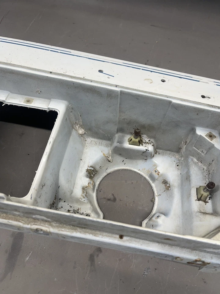 Pontiac Grand Prix 1978 1979 1980 panel de cabezal nariz delantera OEM parachoques delantero parrilla Foto 3 de 4