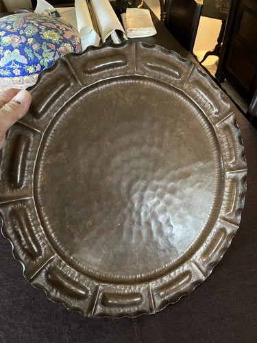 Beautiful 17.5” Vermont Hand Hammered Copper Tray Intricate Design - Picture 12 of 14