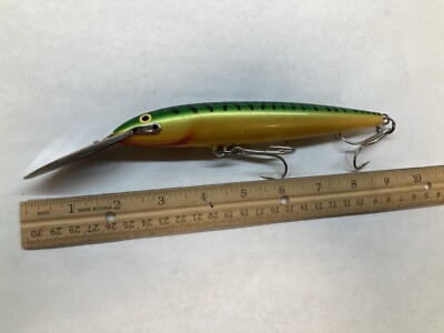 Big 9 in. Vintage Rapala Magnum Made In Finland, Mint Condition.
