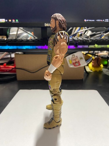 2013 WWE Elite Series 23 "Macho Man" Randy Savage Figure Mattel Loose JC - Picture 3 of 6