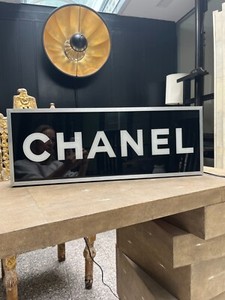 ❣️CHANEL♡店舗ディスプレイココマークオブジェ台座無しcosme❣️ CHANEL 本物 ホリデーシーズン シャネル ココマーク 店舗装飾用
