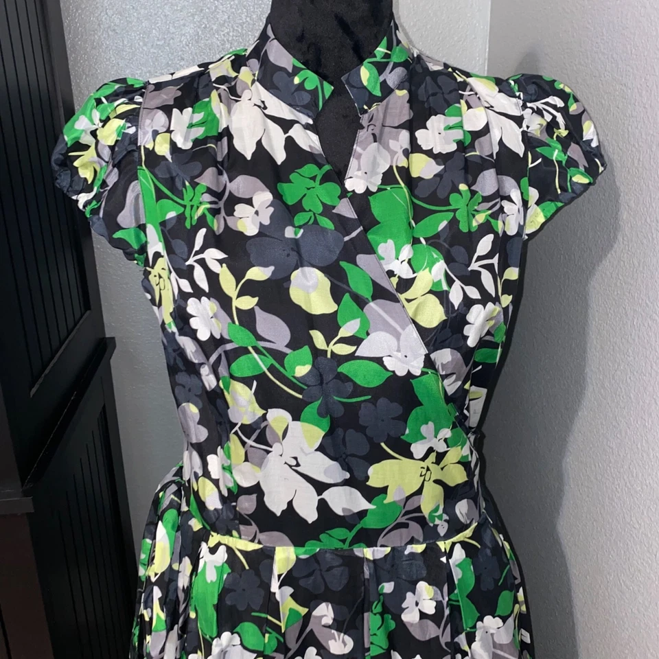 Vestido envolvente Alfani talla 14 inspirado vintage midi floral mangas gorra negro verde Foto 2 de 4