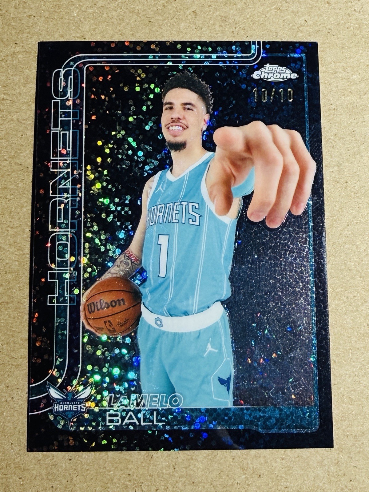 LaMelo Ball 2025-26 Topps Chrome Black Speckle Refractor Variation 10/10 #39