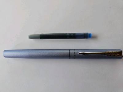 Parker Vector XL, Füllfederhalter Feder M,  Metallic Silver Blue, Silber, Neu