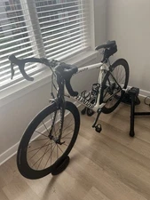 Specialized Tarmac Road Bike, New Shimano Components & tires & carbon  wheels